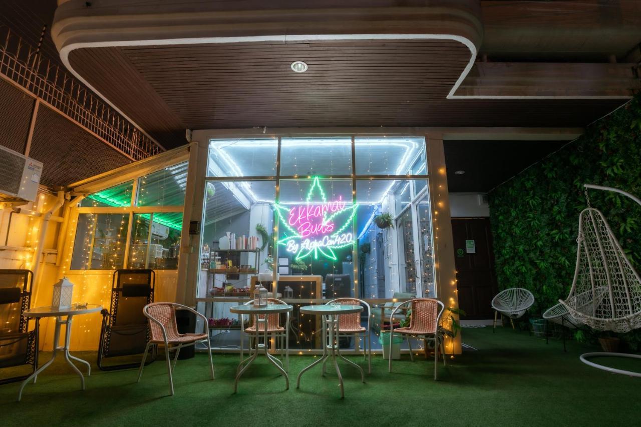 420 Hostel - Ekkamai Buds & Beds Bangkok Exteriér fotografie
