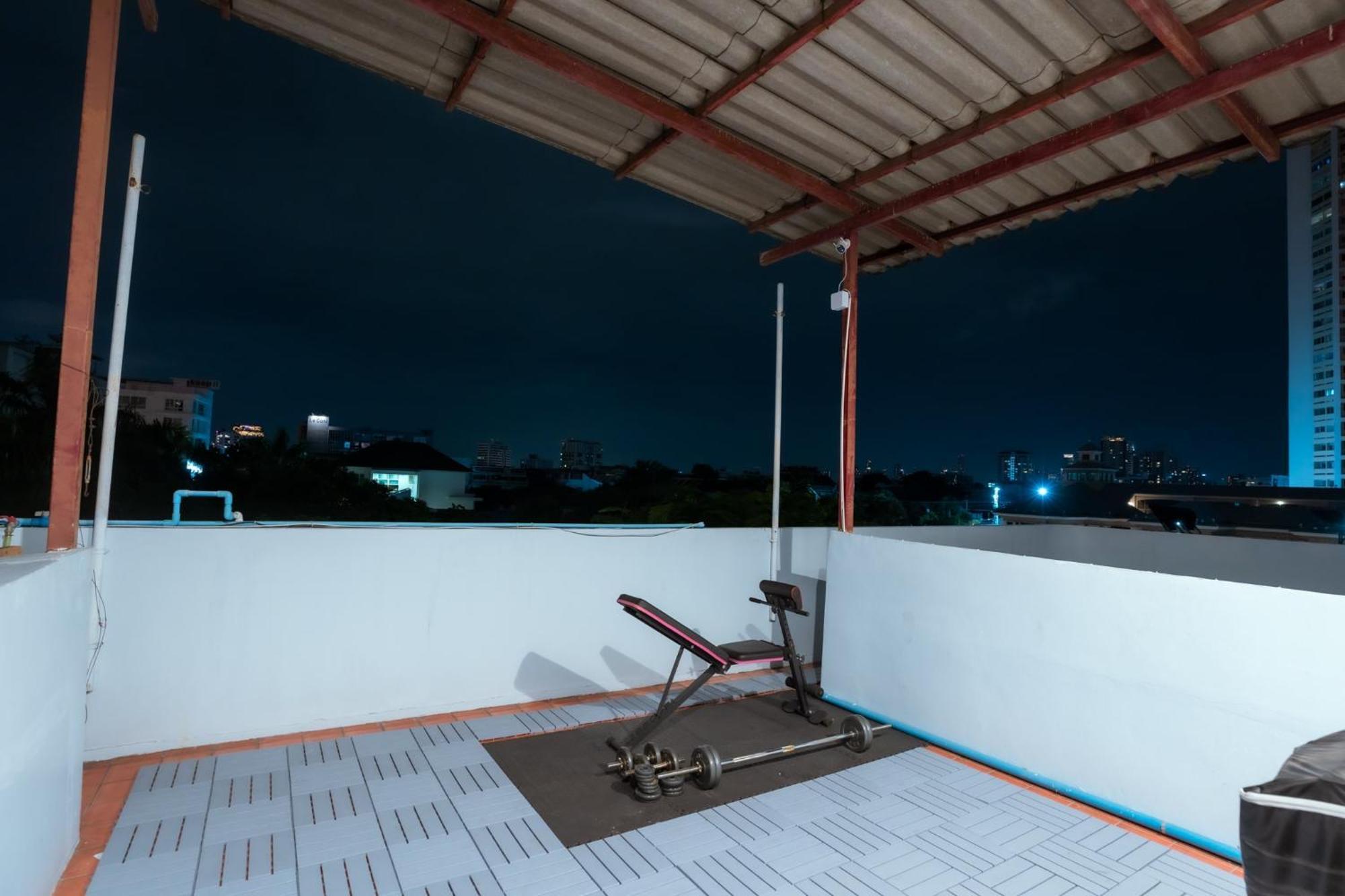 420 Hostel - Ekkamai Buds & Beds Bangkok Exteriér fotografie